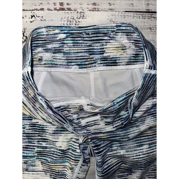 Lululemon Inspire Crop II Size 6 FGRT Striped Full On Luxtreme Medium Rise - Picture 3 of 7